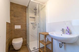 100qm große Wohnung für 7 Personen - 8