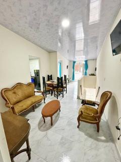 Perfecta Casa Cercana a Basílica - Buga - 0