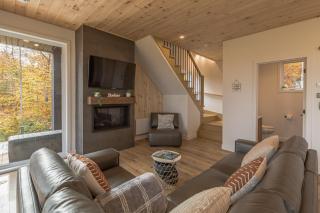 Mountain Retreat with Hot Tub and Close to Skiing - 7