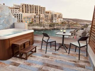 Blu Waters Boutique Hotel - Xlendi - 0