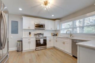 Pet-Friendly Decatur Home about 8 Mi to Downtown ATL! - Decatur - 4