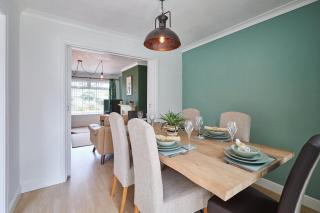 2km to Chester Races! Sleeps 6 by Restfully - Chester - 7