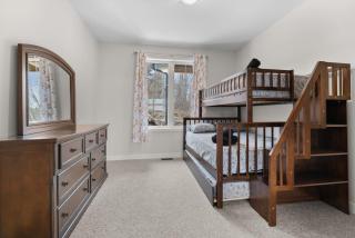 Muskoka Retreat Stunning Hilltop Views - Huntsville - 2