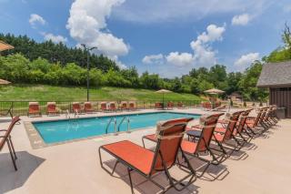 NEW Const Sleeps 6 Pool - close to Pkwy - 0
