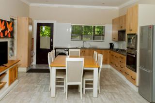 The Good Host - Waterval-Onder - 4