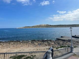 Seafront Beachroom - St Paul's Bay - 3