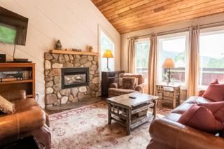Upscale Mountain Living - 6