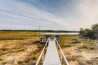 The Cove at Lake Buchanan - Tow - 6