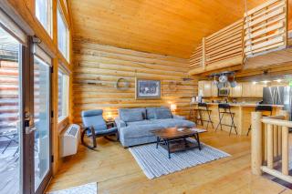 Jackson Condo with Fireplace Less Than Half Mi to Snow King! - 5