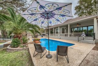 LD 1215 Dock Holiday - New Braunfels - 0