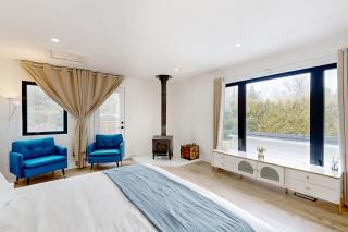 Rolling River Retreat - Midhurst - 4