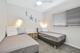 Coastal Chic Apartment - Mooloolaba and Alex - Alexandra Headland - 5