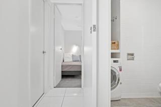 Coastal Chic Apartment - Mooloolaba and Alex - Alexandra Headland - 4