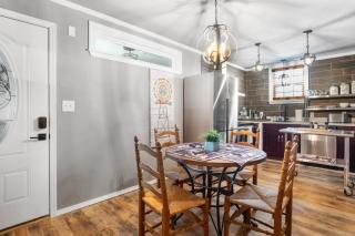 Salt Block - The Cowboy Suite 4 - Bandera - 5