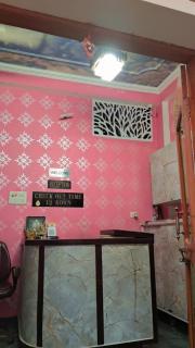 Priti Guest House - Varanasi - 6
