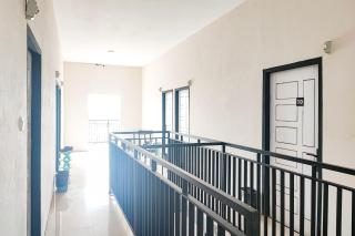 RedDoorz Syariah near Universitas Jambi Telanaipura - Jambi - 4