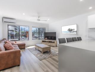 The Laneway Villas by Burleigh Letting Company - Gold Coast - 7