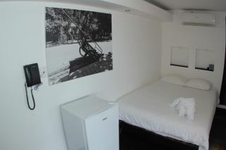 El Faro Containers Beach Hotel - 2