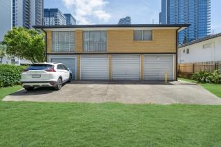 Cosy Ground Floor Unit Moments From The Beach - Gold Coast - 1
