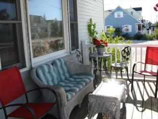 Large 6 Bedroom Home Located Close To The Bay Beach In Surf City, - Surf City - 1