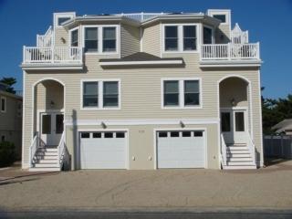 Oceanside Home In Spray Beach On Long Beach Island - Beach Haven - 0