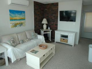 Nice Home In Brant Beach With 4 Bedrooms And Internet - Brant Beach - 1