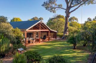 Windlemere Getaway - Rural Living minutes from town - 9