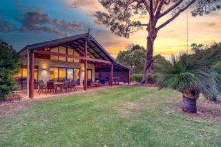 Windlemere Getaway - Rural Living minutes from town - 8