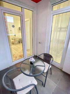 Sunlit Shelter * Ideal Location! Free Parking - Oradea - 8
