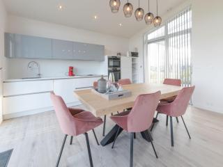 House in Zeeland with Terrace by the Dyke - 3