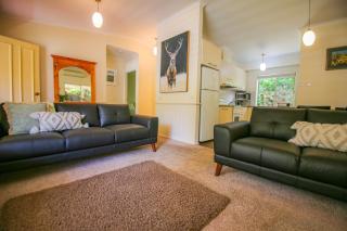 Silver Birches Holiday Village - Unit 8 - Bright - 2