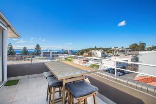 Louisa Court, 7,49 Donald St- Unit in the heart of town with stunning water views - Nelson Bay - 9