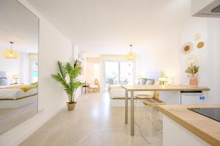 New studio, terrace, parking, and pool by 10ToSea - Fuengirola - 4