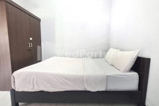 Vins Homestay Kroya Mitra RedDoorz - Cilacap - 5