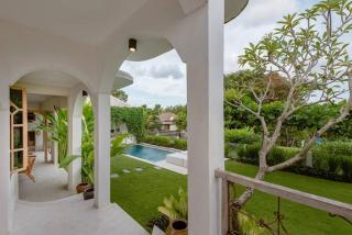 Tropical Villa Canggu Beach - Dalung - 5