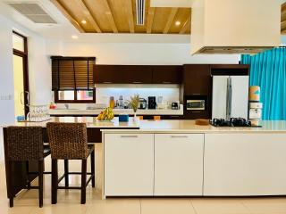 Amatapura Beachfront Villa 14, SHA Certified - Ao Nam Mao - 8