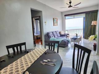 Glory Beach Resort 7+2 PAX Seaview Suite - 1