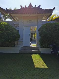 Fully renovated villa 3BR in Seminyak - Oberoi - 4