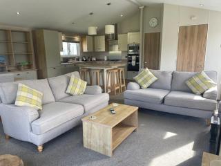42 Woodland Walk Pevensey Bay Holiday Park sleeps 6 - Pevensey - 7