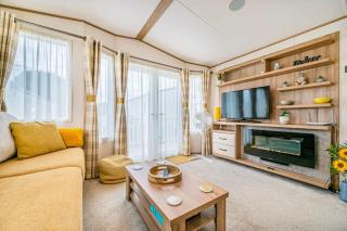 Your Ultimate Holiday Rental at Pevensey Bay 35 Woodland Walk - Pevensey - 4