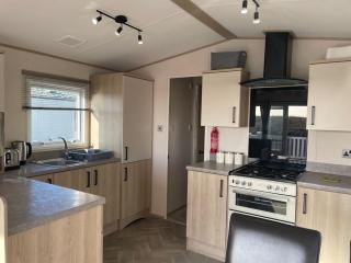 74 Bayside Cove Pevensey Bay Holiday Park - 3