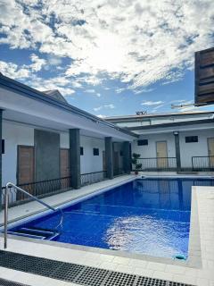 Bavarian Guest House - Angeles - 8