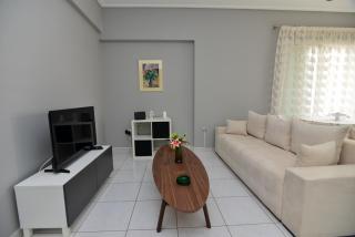 Athenian Riviera Beach front apartment 2 minutes from Tram stop - Atene - 3