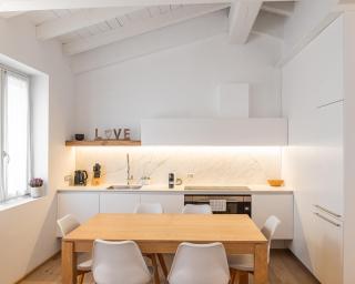 White Moon crema & Parking - Crema - 8