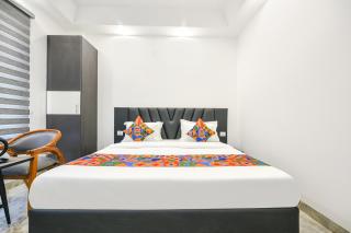 FabHotel The Premium Villa - Faridabad - 8