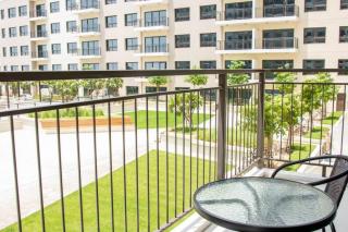 Furnished 2 BR in Golf View - Dubai - 4