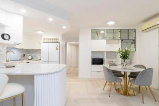 Salt & Sky - Kawana Rooftop Beach Break - Buddina - 7
