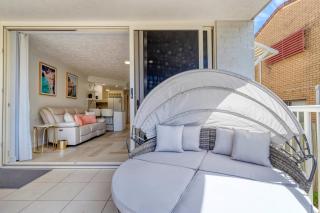 Salt & Sky - Kawana Rooftop Beach Break - Buddina - 8