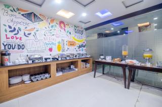 Lemonridge Hotels Kukatpally - 5