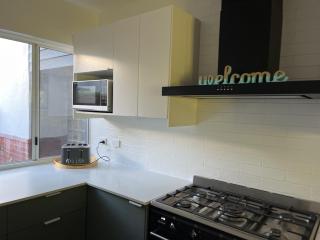 Abby’s Beach Villa - Broadwater - 4